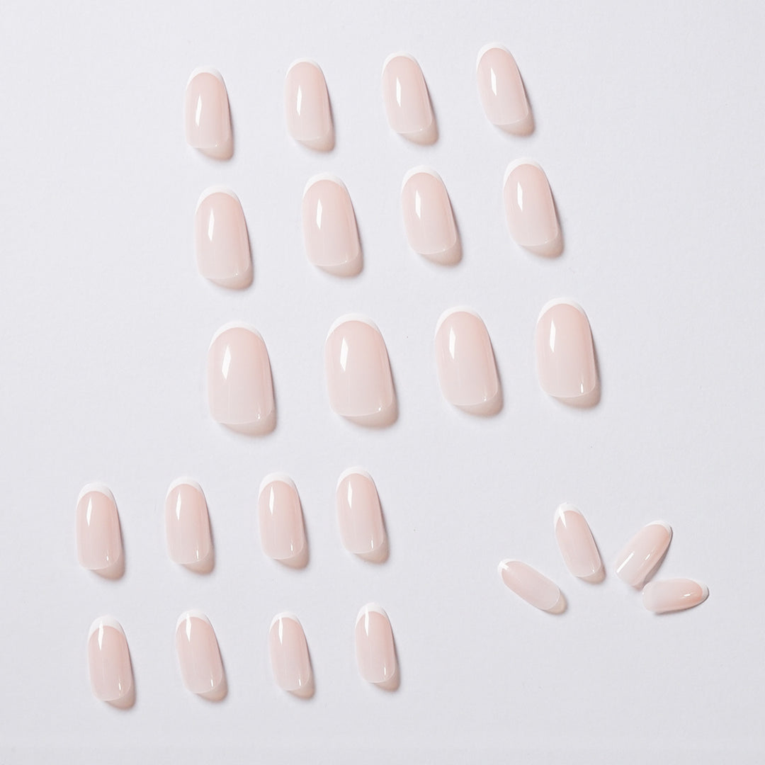 elegant Nail Art with precise French Tip Kalsten
