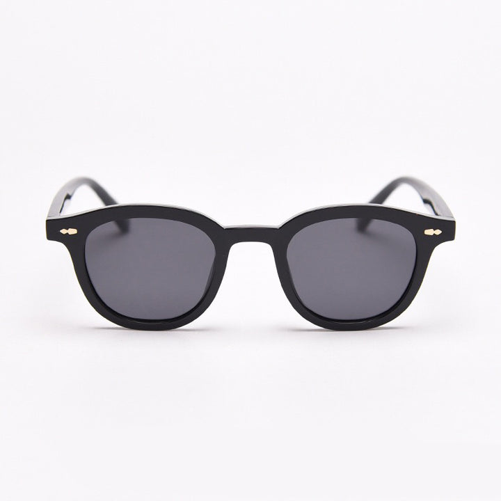 Fashionable sunglasses with round lenses and stylish frame Kalsten