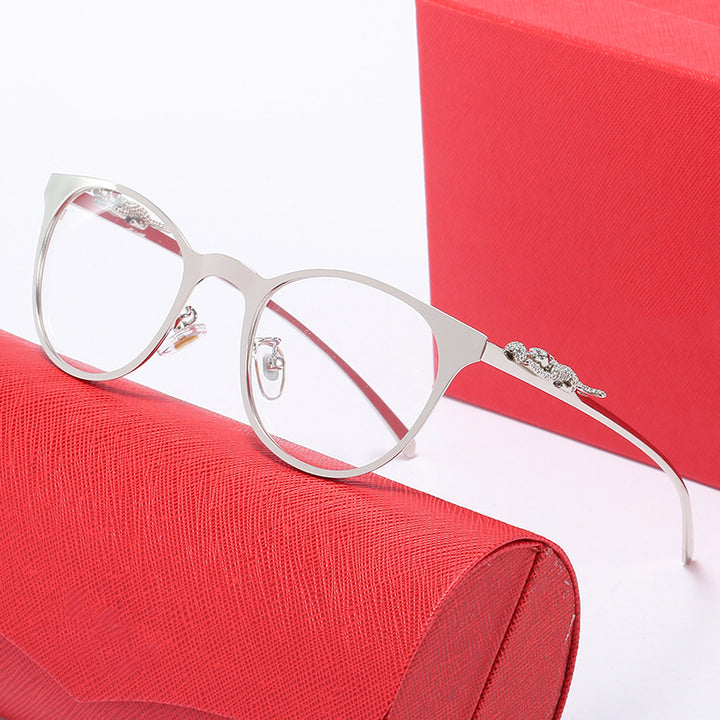 Women's corrective glasses with exclusive cat-eye frame and luxurious accents Kalsten