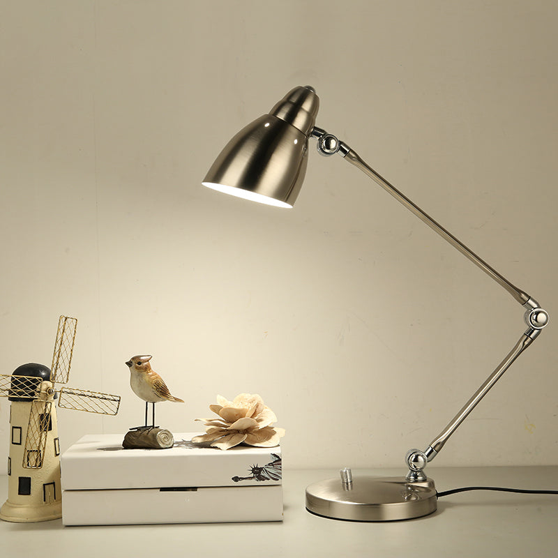 Kalsten | Industrial table lamp made of metal with adjustable arm and clock-shaped shade