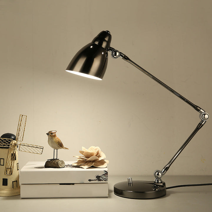 Kalsten | Industrial table lamp made of metal with adjustable arm and clock-shaped shade
