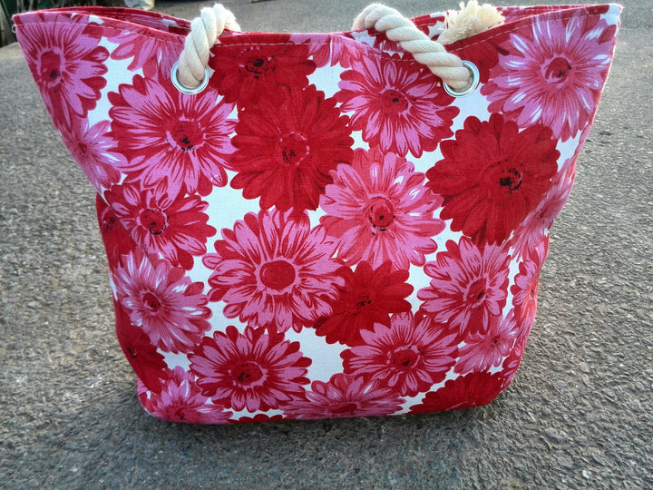 Beach bag with floral motifs and sturdy rope handles Kalsten