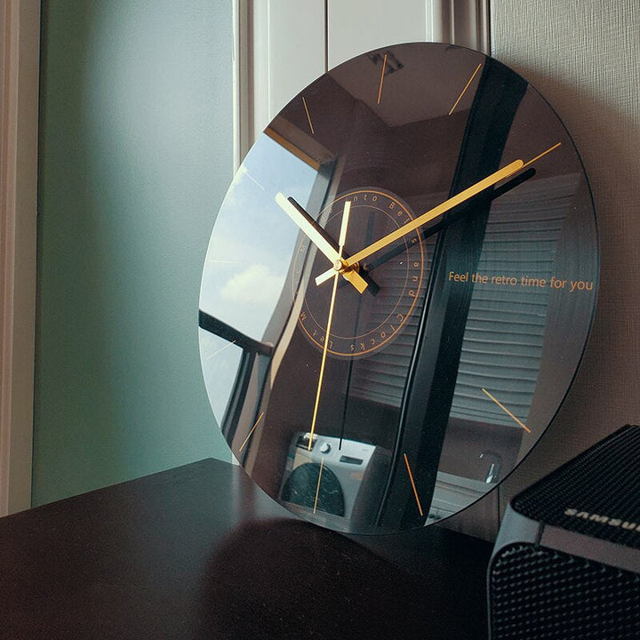 Elegant GlassArt Wall Clock – Artistic Time Measurement & Design Kalsten