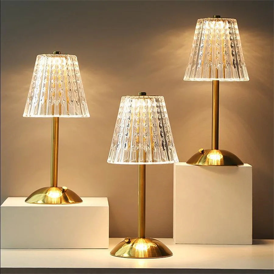 – Gold crystal table lamp | Kalsten