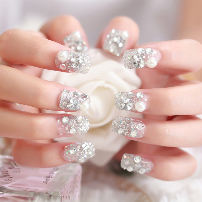 Glamorous Rhinestone-Studded Press-On Nail Set