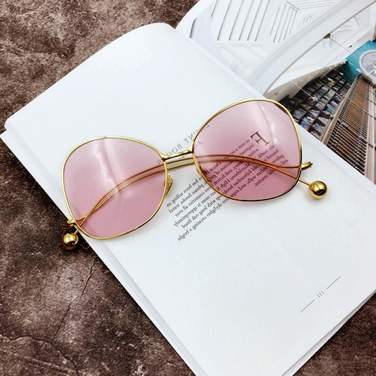 Fashionable Sunglasses in Futuristic Design Kalsten