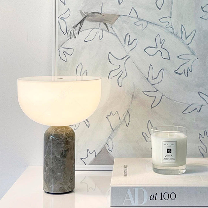 Kalsten | MarbleLuxe Lamp - Luxurious Marble Table Lamp with Golden Accents