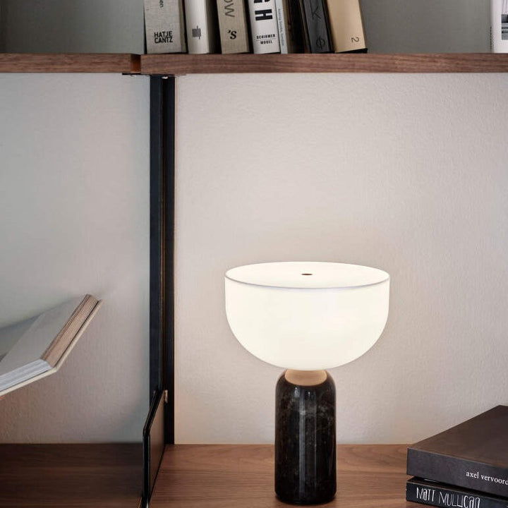 Kalsten | MarbleLuxe Lamp - Luxurious Marble Table Lamp with Golden Accents
