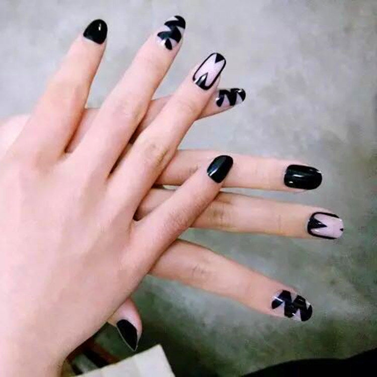 Artistic Geometric Press-On Nail Set