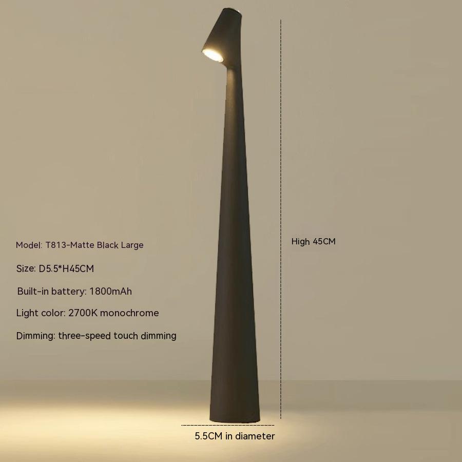 Modern Red Metal LED Table Lamp Kalsten