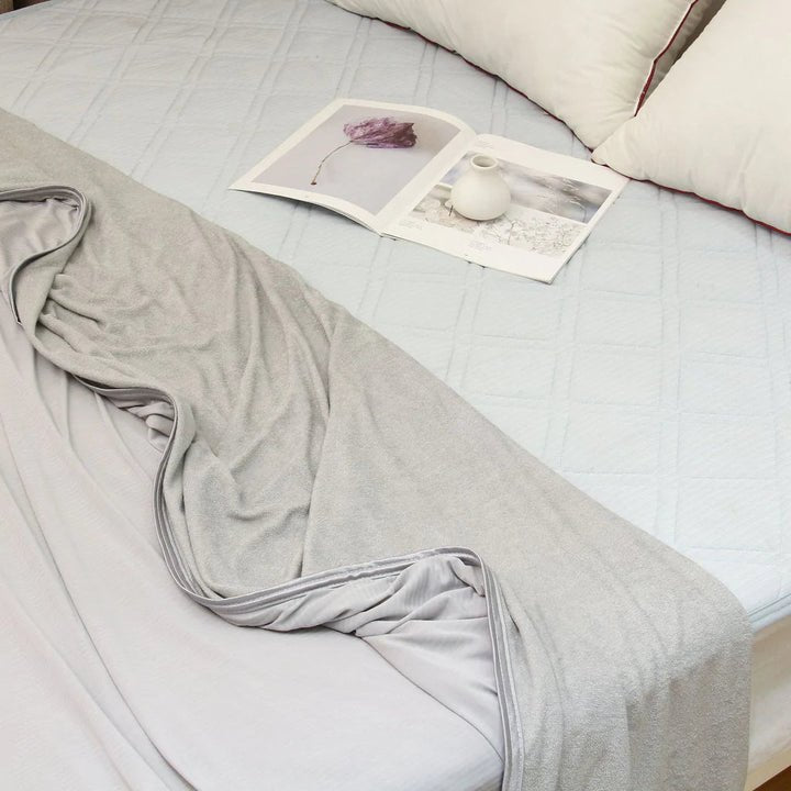 Summer blanket for warm nights 200x150 cm | Kalsten
