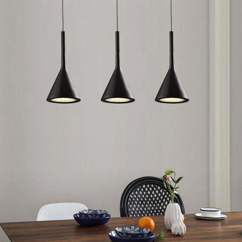 Modern Triangle Pendant Lamp - Trionda | Kalsten