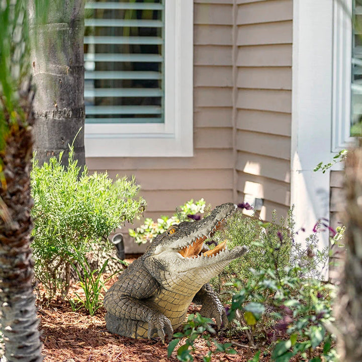 Kalsten | Garden Swamp Gator Statue