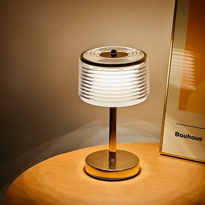 Kalsten | Wireless rechargeable LumiNook table lamp - Create ambiance and style with this luxurious table lamp