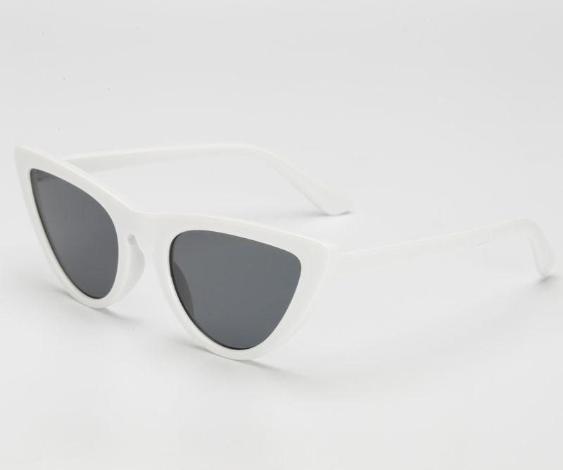 Women's Cat-Eye Sunglasses in a Stylish Design with High-Quality Lenses Kalsten
