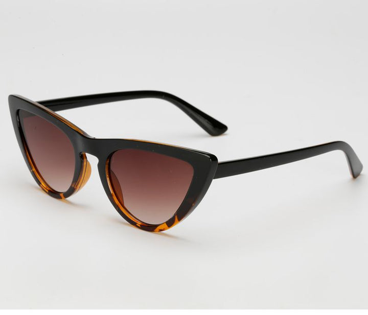 Women's Cat-Eye Sunglasses in a Stylish Design with High-Quality Lenses Kalsten