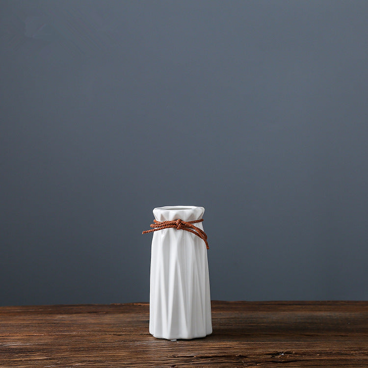 Stylish decorative vase Kalsten