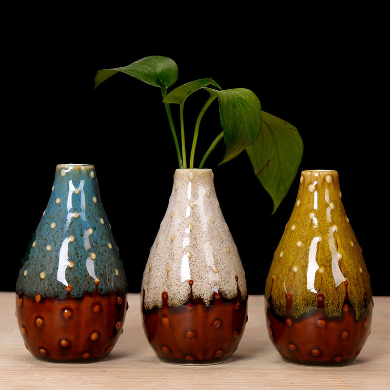 Artistic Ceramic Bud Vase Kalsten