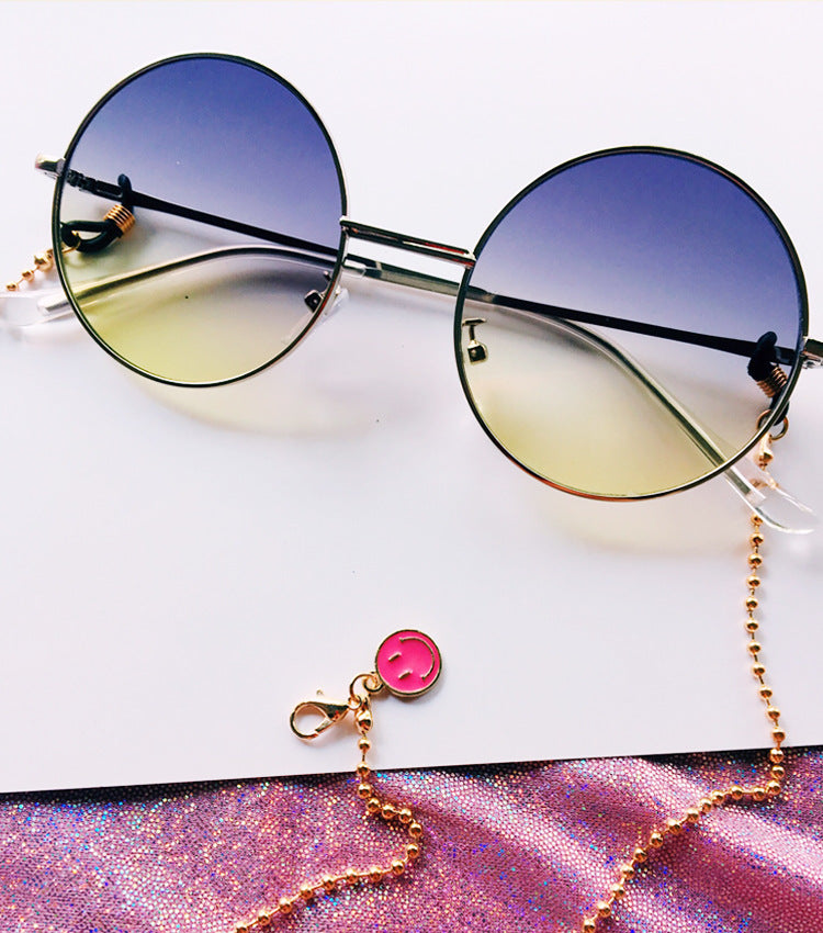 Fashionable glasses holder chain with elegant pearl beads Kalsten