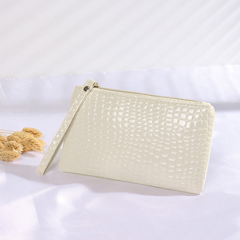 Elegant Crocodile Patterned Clutch Bag