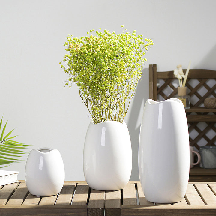 Stylish ceramic vase Kalsten
