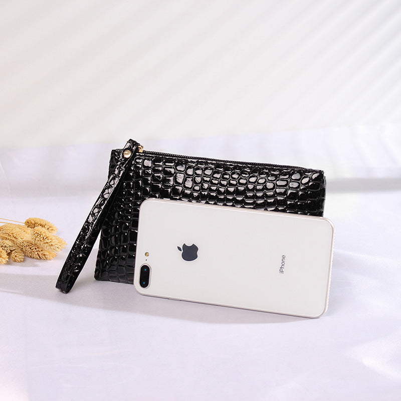 Elegant Crocodile Patterned Clutch Bag
