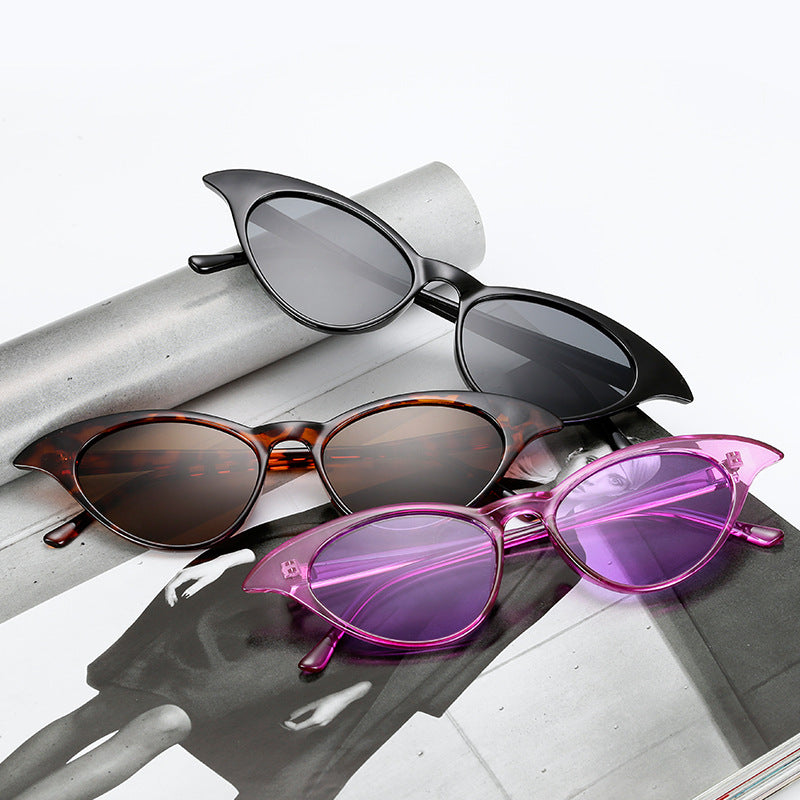 Ladies Cat-Eye Sunglasses with high-quality plastic frame and UV protection Kalsten