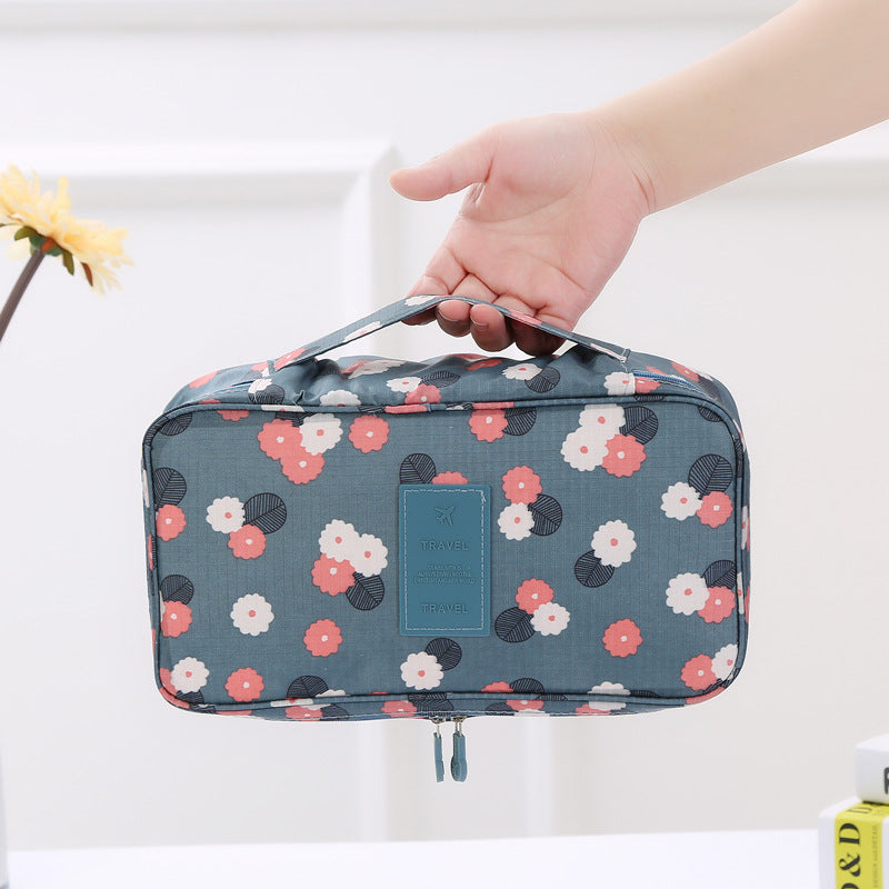 Polka Dot Travel Toiletry Organizer Kalsten