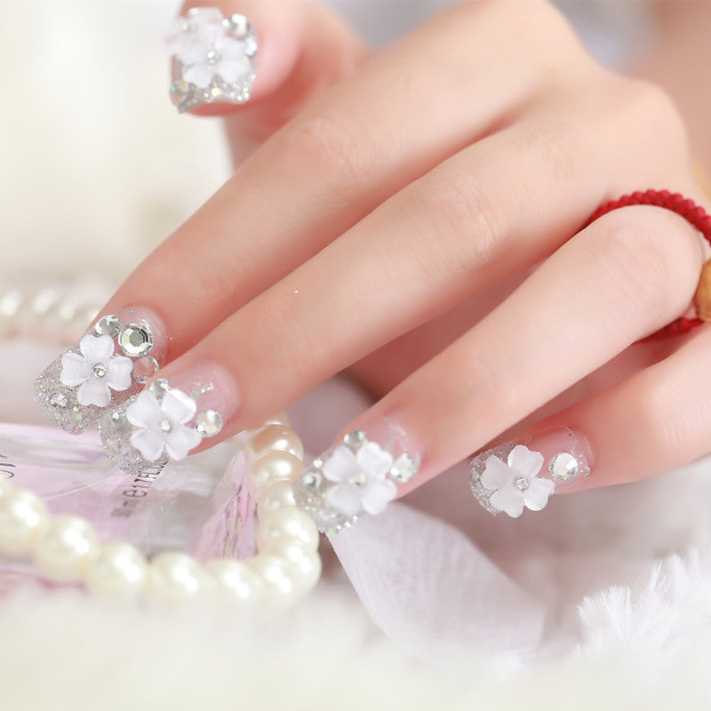 Floral Embellished Press-On Nail Art