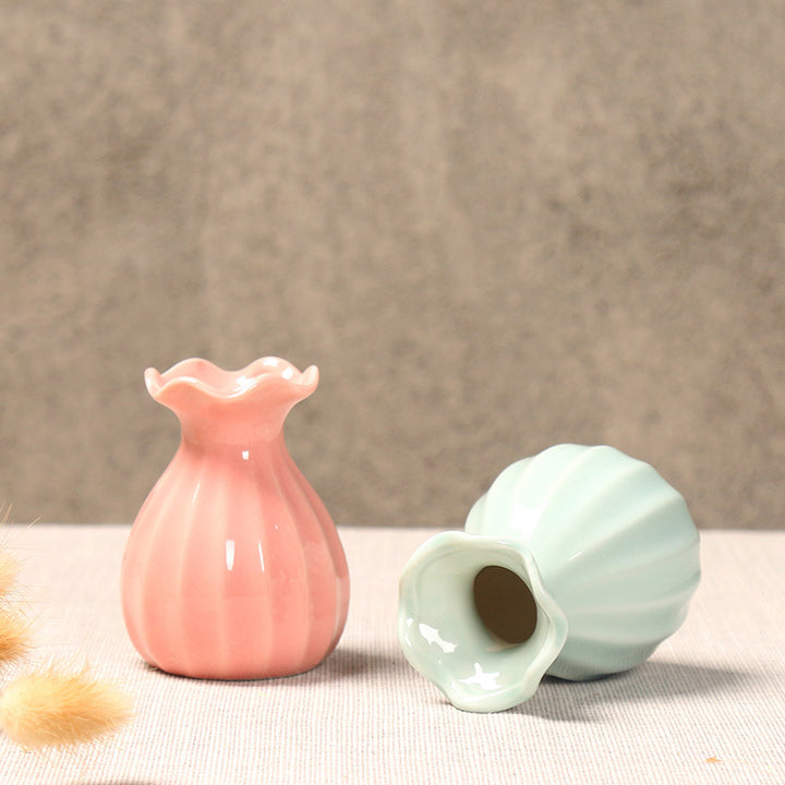 Elegant Curved Ceramic Flower Vase Kalsten