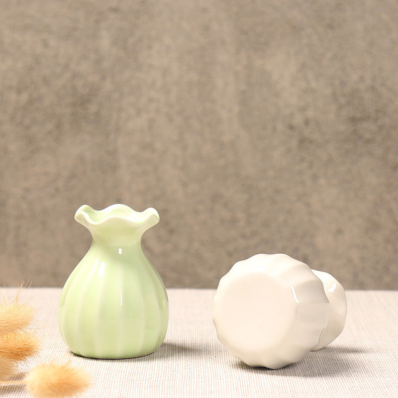 Elegant Curved Ceramic Flower Vase Kalsten