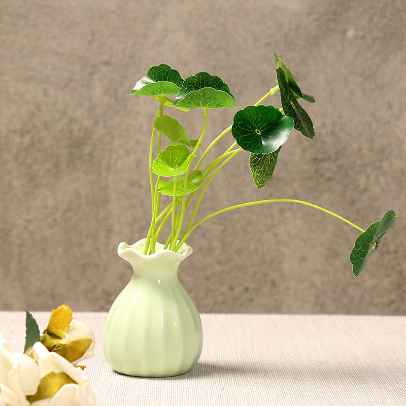 Elegant Curved Ceramic Flower Vase Kalsten