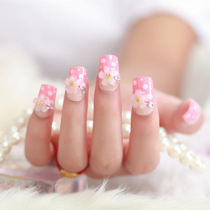 High-quality artificial nails with flower details Kalsten