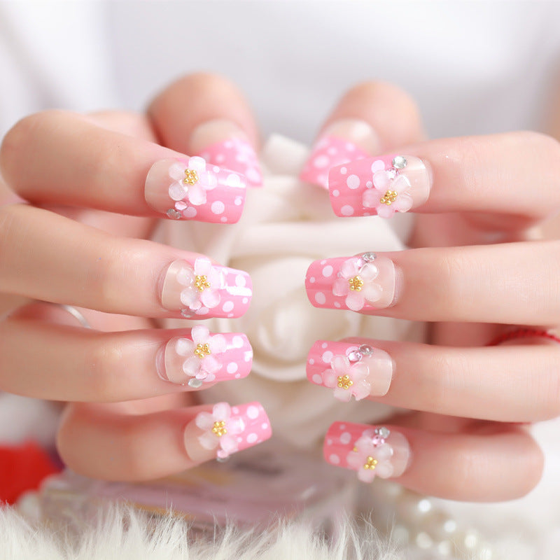 Artificial nails with delicate floral decorations Kalsten