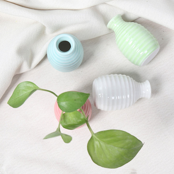 Modern Textured Ceramic Bud Vase Kalsten