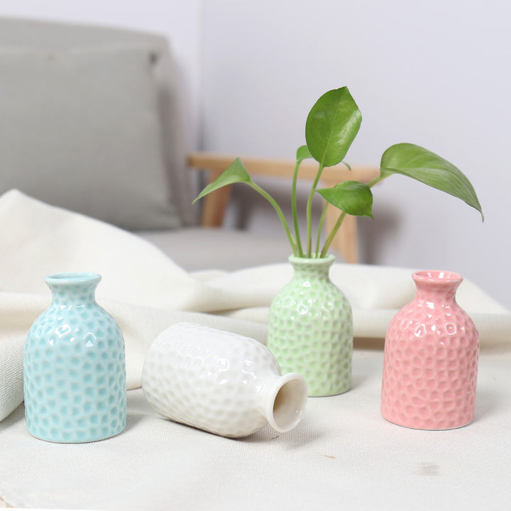 Textured Ceramic Plant Holder Kalsten