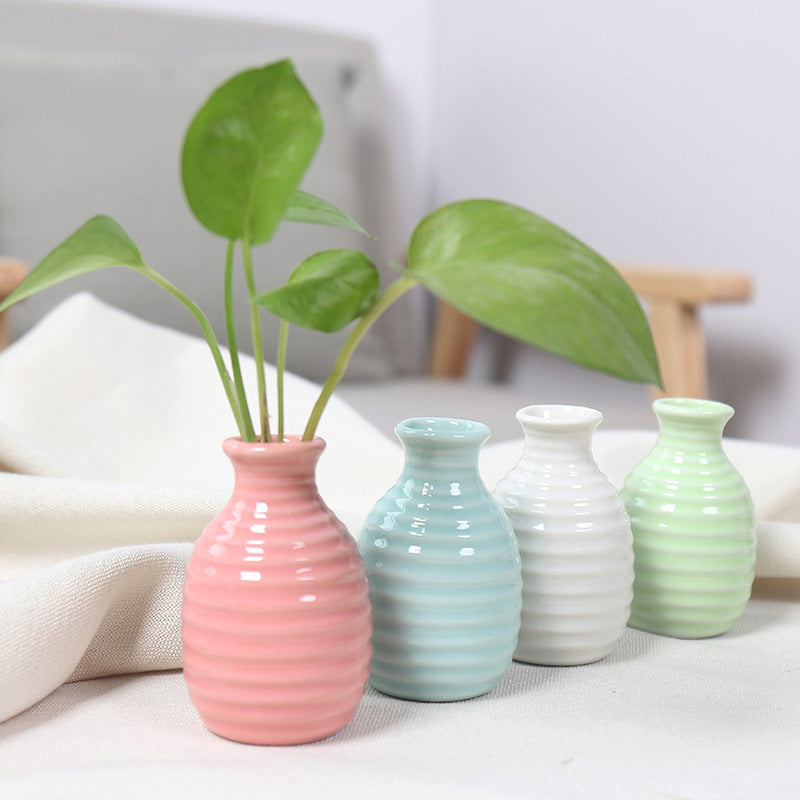 Modern Textured Ceramic Bud Vase Kalsten