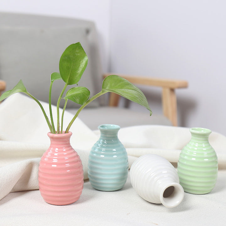 Modern Textured Ceramic Bud Vase Kalsten