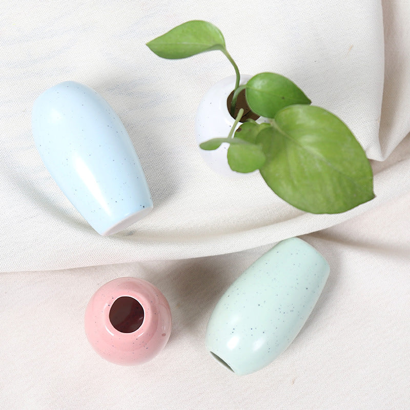 Elegant Ceramic Planter Kalsten