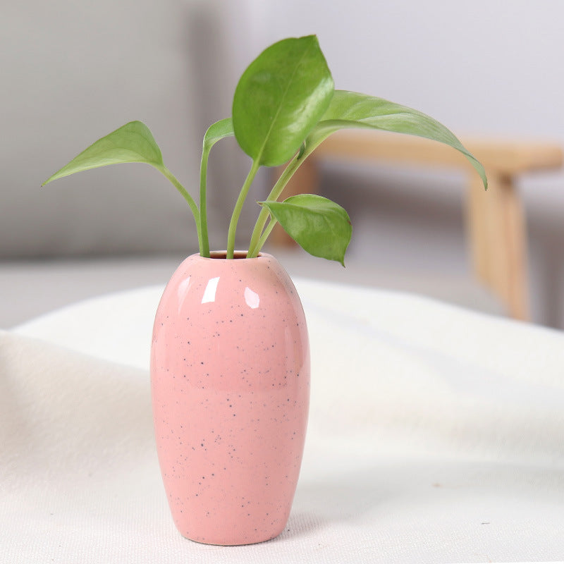 Elegant Ceramic Planter Kalsten