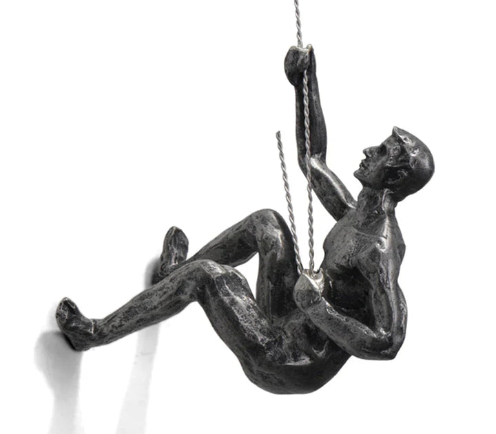 Kalsten | Wall sculpture ClimbArtis | Symbol of strength & growth | Handcrafted from resin & iron wire