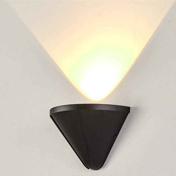Modern Minimalist Waterproof Triangle Semicircle Die-Cast Aluminum PC LED Wall Sconce Lamp For Outdoor Patio | Kalsten