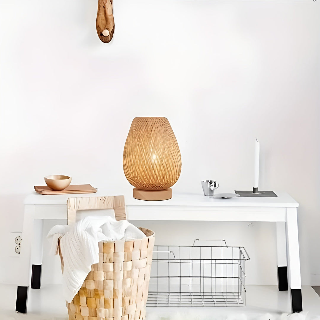 Stylish Bamboo Table Lamp with USB Power – Sustainable and Energy-Efficient Design Kalsten