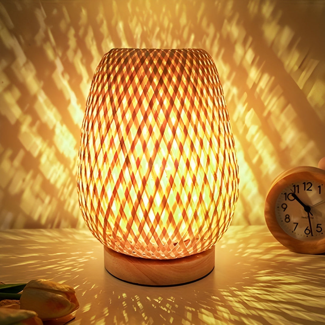 Stylish Bamboo Table Lamp with USB Power – Sustainable and Energy-Efficient Design Kalsten
