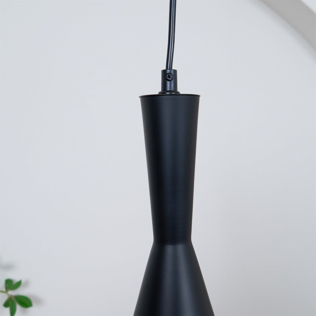 Beat Pendant Light | Kalsten