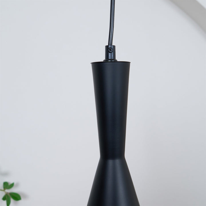 Beat Pendant Light | Kalsten