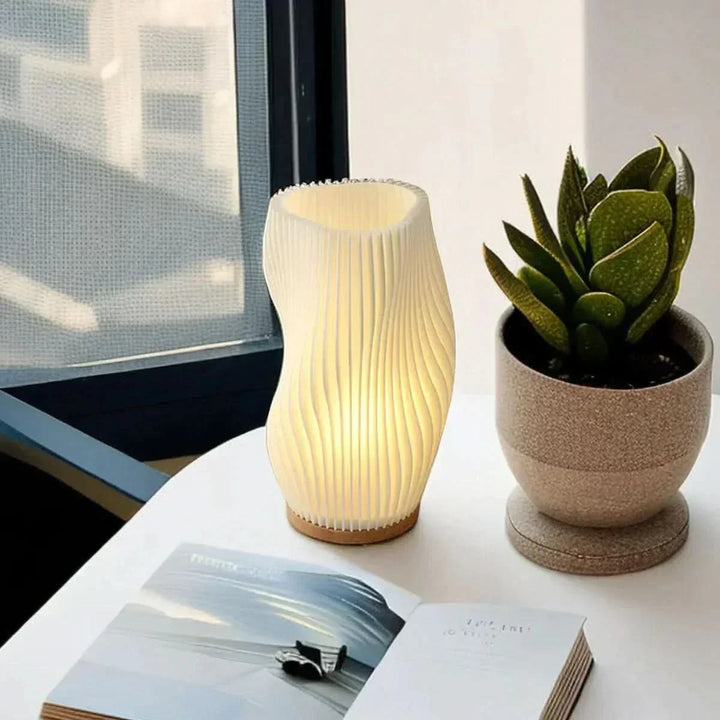 Wavecrest Lamp – Sleek USB-Powered Dimmable Table Lamp | Kalsten