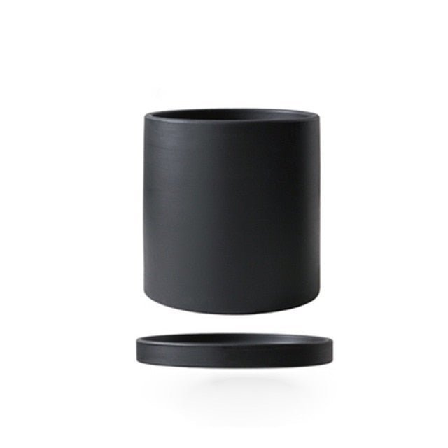 Kalsten | Elegant flowerpot made of ceramic with saucer