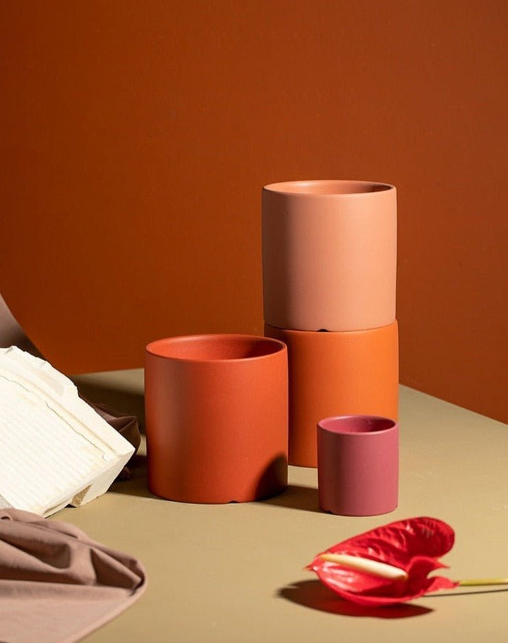 Kalsten | Elegant flowerpot made of ceramic with saucer