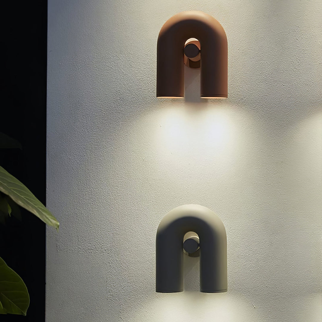 Circus Magic - Playful lighting with U-shaped modules | Kalsten
